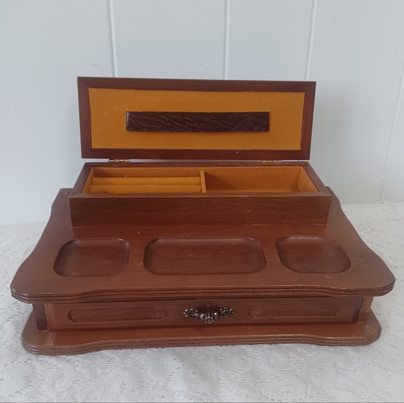 Vintage Other - Vintage Wooden Jewelry Box